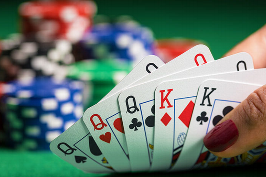 3 cách đánh phỏm giỏi từ các cao thủ hàng đầu 3 cách đánh phỏm giỏi từ các cao thủ hàng đầu