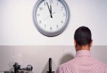 Mơ thấy đi vệ sinh điềm báo điều gì và đánh số mấy? Mơ thấy đi vệ sinh