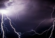 Nằm mơ thấy sấm sét lô đề may mắn là gì? Điềm báo là lành hay dữ? mơ thấy sấm sét đánh con gì