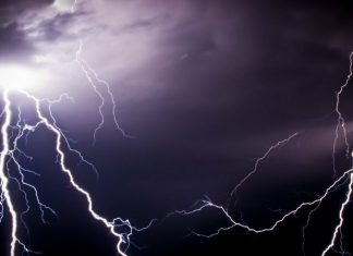 Nằm mơ thấy sấm sét lô đề may mắn là gì? Điềm báo là lành hay dữ? mơ thấy sấm sét đánh con gì