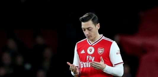 Cầu thủ Ozil và sự nghiệp bóng đá lừng lẫy cầu thủ ozil