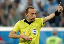 Những kí hiệu trọng tài bóng đá thường sử dụng bạn nên biết! kí hiệu trọng tài bóng đá