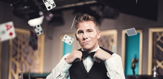 Có Thể Bạn Chưa Biết Dealer Là Gì? Những Điều Thú Vị Về Dealer